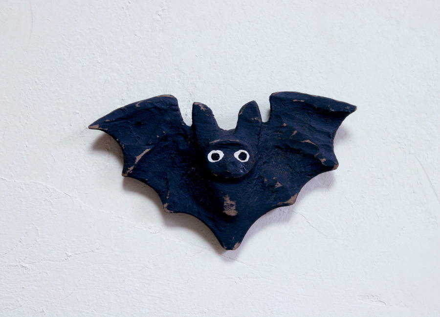 Bat magnet